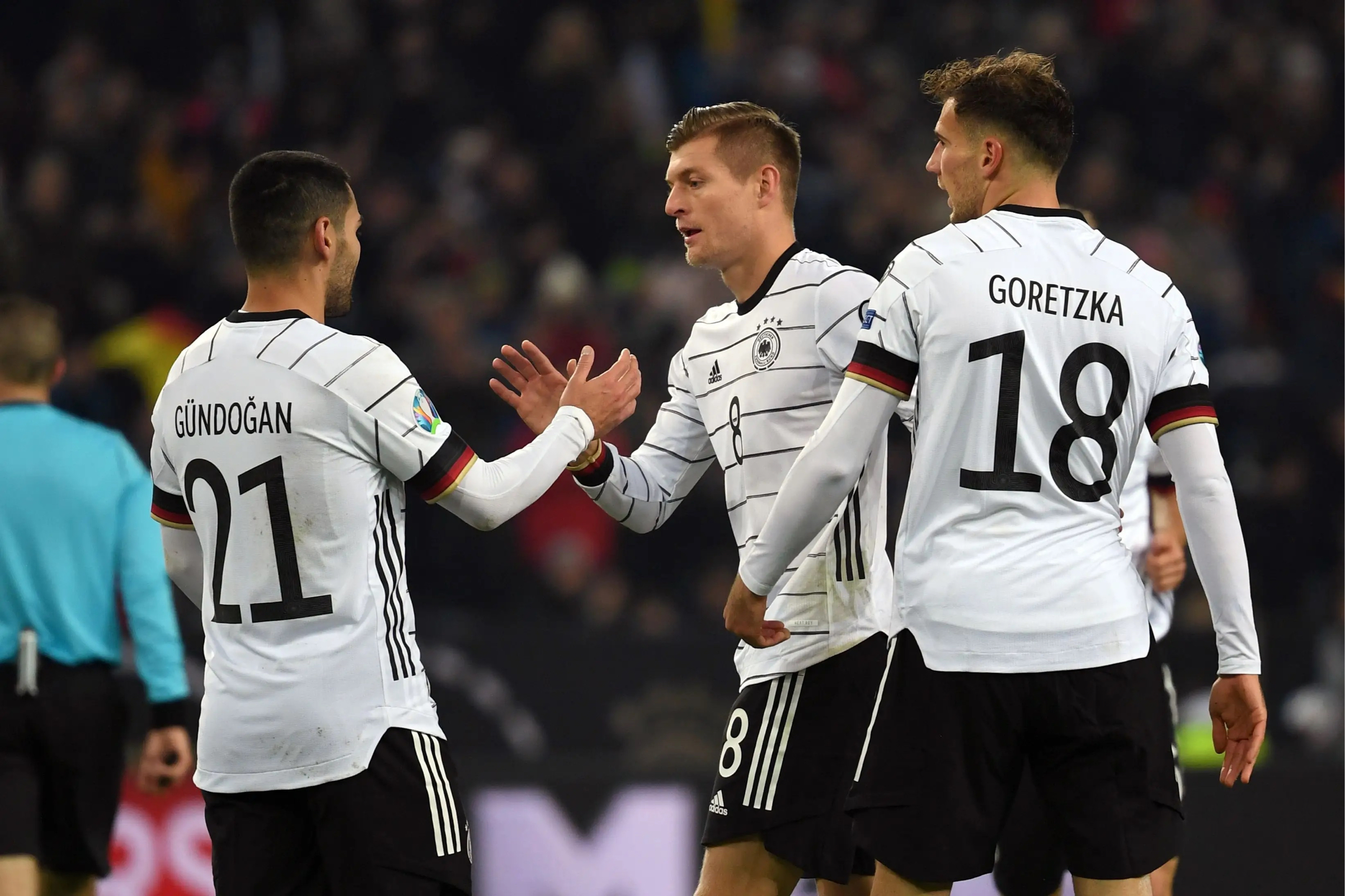 爱游戏在线-德国队遭遇惨败，需重振士气