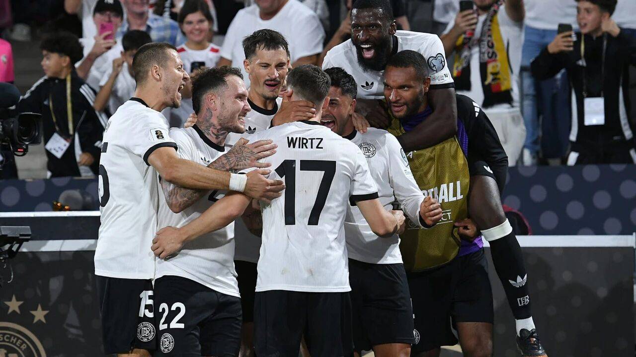 德国队遭遇惨败,需重振士气 德国队遭遇惨败,需重振士气