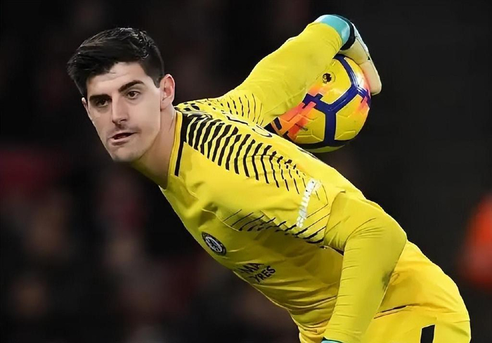 新赛季首战落败，球队反思借此调整阵容，恪守信念的简单介绍