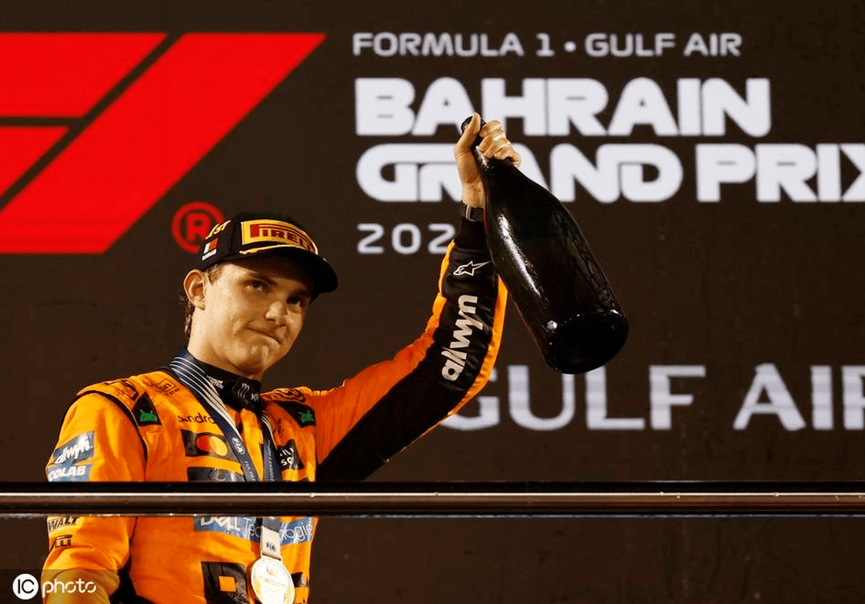 阿斯顿马丁完胜迈凯伦，皮亚斯特里刷新纪录的简单介绍