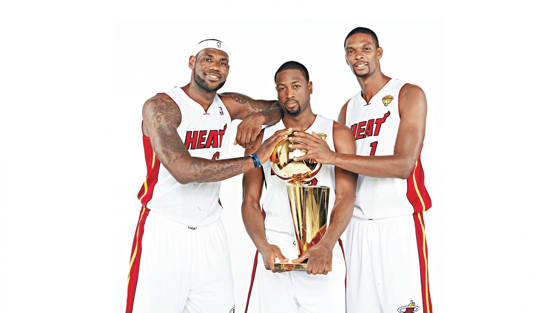 爱游戏APP-美加墨世界杯焦点战，葡萄牙战术革新终结比利亚雷亚尔现象